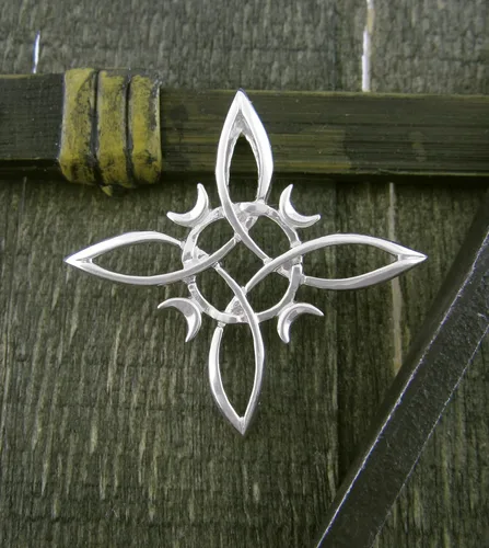 Miniatura 2 de Woot & Hammy Witch's Knot with Four Crescent Moons Pendant, Four Pointed Celtic Knot,100% Sterling Silver, Handmade