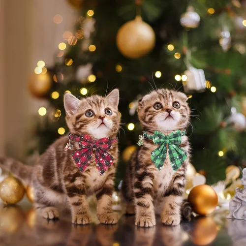 Miniatura 2 de ADOGGYGO Collares Navideños para Gatos de Liberación Rápida con Lazo Elegante, Paquete de 2 Collares de Gatito Navideños a Cuadros Rojos y Verdes