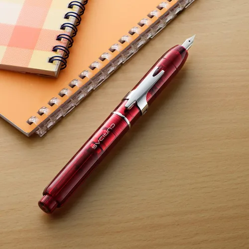 Miniatura 2 de Curidas Pluma estilográfica retráctil Gran Red Extra Fina Tipo Knock Pen PKN-7000#77-EF con adhesivo Kanji LOVE 5.5 x 0.56 pulgadas