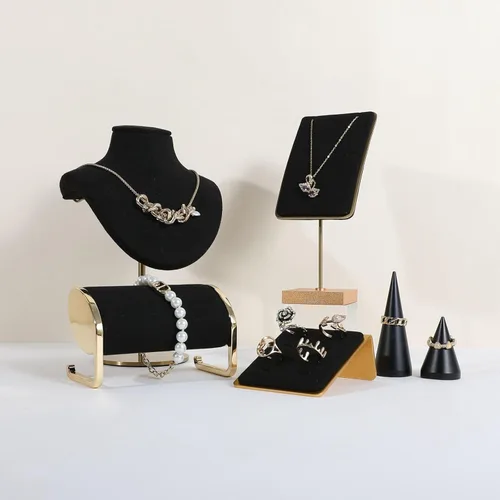 Miniatura 9 de GemeShou Soporte de anillo de joyería negro para mujeres, exhibición de anillo minorista, organizador de almacenamiento de anillo de terciopelo