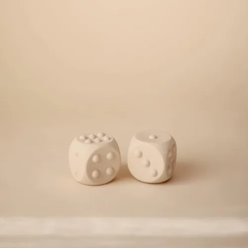 Miniatura 2 de mushie Juguete de silicona para prensar dados Juego sensorial para bebés durante más de 10 meses (rubor/arena cambiante)