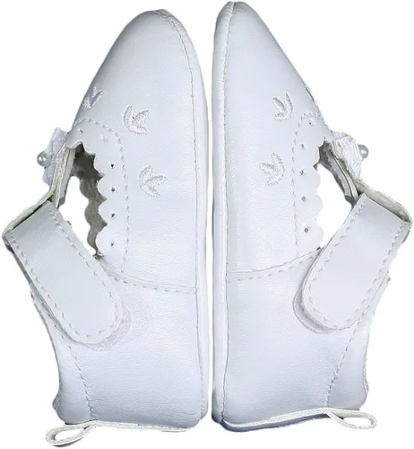 Miniatura 3 de Little Things Mean A Lot Baby Girls All White Faux Leather Zapato de cuna Mary Jane con acentos de perforación