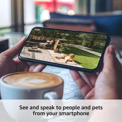 Miniatura 3 de Cámara Blink Outdoor 4 (4.ª generación) + Blink Mini – Cámara inteligente de seguridad, comunicación bidirecciona, compatible con Alexa; sistema