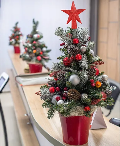 Miniatura 3 de Ornativity Adorno de Estrella con Purpurina para la Copa del Árbol - Rojo Navideño Decorativo para Mesa de Escritorio Mini Árboles Adornos