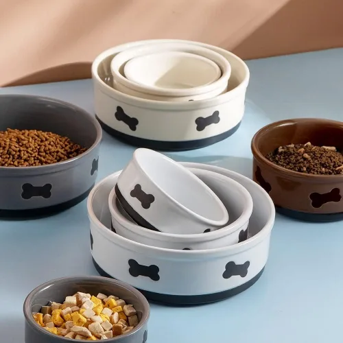 Miniatura 6 de Sweejar Cuencos de cerámica para perros con patrón de huesos, plato de comida para perros pequeños, cuenco de porcelana para agua de 16 onzas Blanco