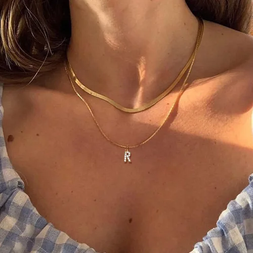 Miniatura 4 de Pequeños collares con inicial de oro para mujer, chapado en oro de 14 quilates, collar con dije de letra de circonita cúbica, collar personalizado