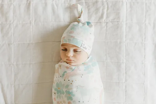 Miniatura 3 de Copper Pearl Gorro de bebé con nudo superior elástico suave y caprichoso