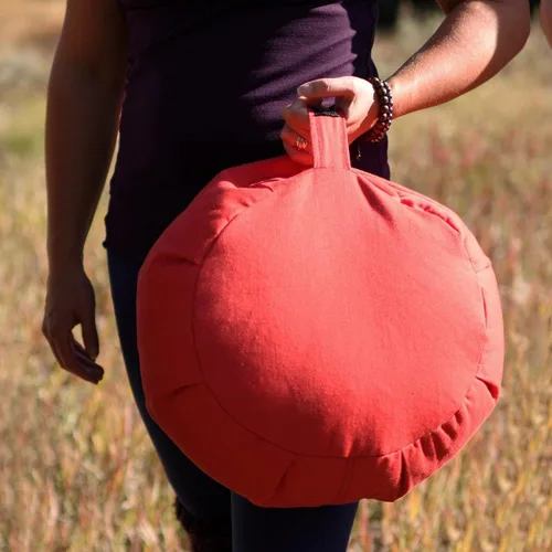 Miniatura 8 de Hugger Mugger Cojín de meditación Zafu - Soporte para sentarse con patas cruzadas, relleno de trigo sarraceno, tela duradera, mango cómodo, hecho a