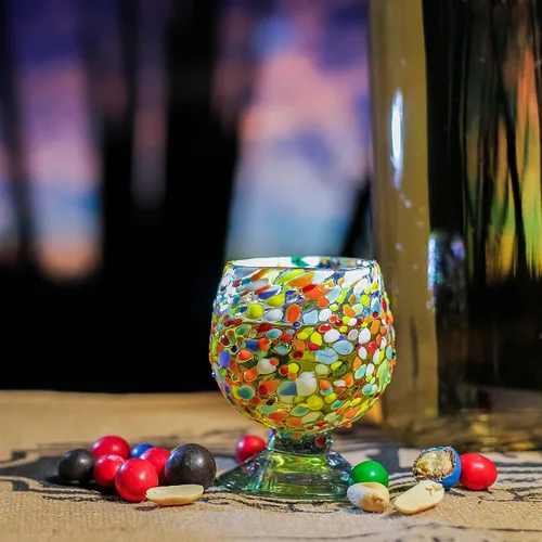 Miniatura 6 de Auténticos vasos de chupito soplados a mano de tequila mexicano - Juego de 4-2 onzas - Mini snifters de vidrio - Base pesada - Coñac (Confeti)