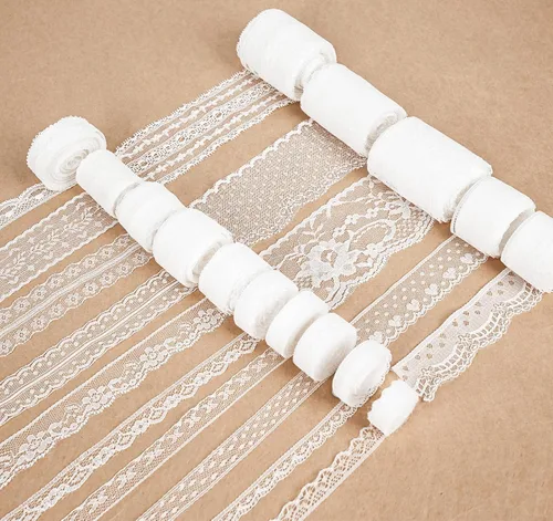 ilauke Cinta de encaje blanco de 82 yardas, 15 rollos de adornos de encaje vintage con varios patrones de ganchillo y costura, diseños florales