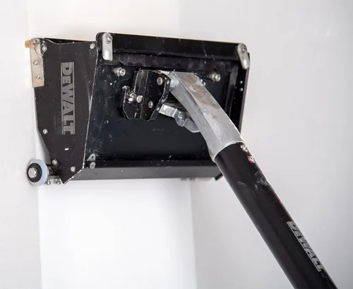 Miniatura 2 de DEWALT Mango de extensión de caja plana para paneles de yeso, 23" a 32" Aluminio anodizado DXTT-2-782