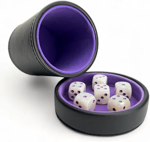 Luck Lab Taza de dados de cuero con tapa que incluye 6 dados blancos y morados a juego, interior de terciopelo morado para agitación silenciosa, uso