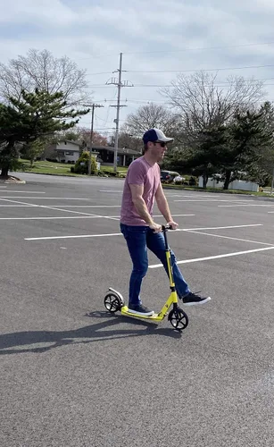 Miniatura 12 de Bee Free Patinete para niños, adolescentes y adultos, manubrio ajustable, construcción plegable, freno de pie trasero, suspensión antigolpes