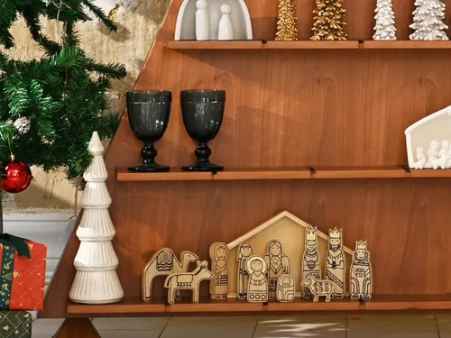 Miniatura 4 de WONDROUS' DECO Juego de Belén de madera, 12 piezas de escena de mesa de Navidad, 7 pulgadas de alto, pequeño adorno de pesebre para decoración
