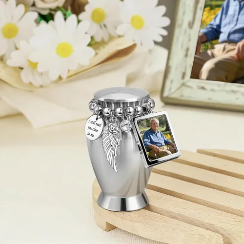 Miniatura 6 de Pequeñas urnas de cremación de recuerdo para cenizas humanas o mascotas con marco de fotos. Sin esperar a la personalización. Mini urna