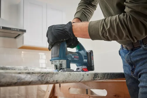 Miniatura 9 de BOSCH GST18V-60CN Sierra de calar con mango superior conectado sin escobillas de 18 V, 3,800 SPM, luz LED, cambio de hoja sin herramientas