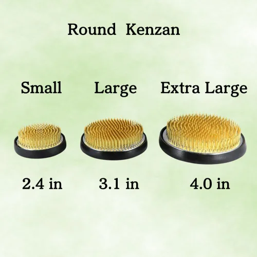 Miniatura 5 de Auténtica rana redonda japonesa Kenzan Flower Rana – Hecho en Japón Ikebana Pin Holder para arreglos florales (redondo 2.4 pulgadas, dorado)