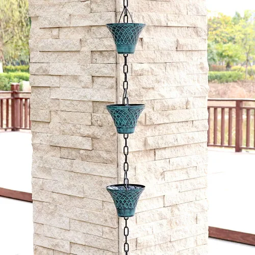 Miniatura 6 de Cadenas de lluvia para canaletas exteriores, atrapadores de lluvia, desviador de metal azul a cuadros decorativos para exteriores, 8.5 pies
