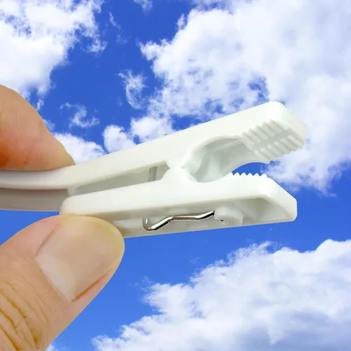 Miniatura 3 de Ganchos para ropa sucia, ganchos para botas, pasadores de ropa de plástico, clips para baño, viajes, portátil, color blanco (24 unidades)