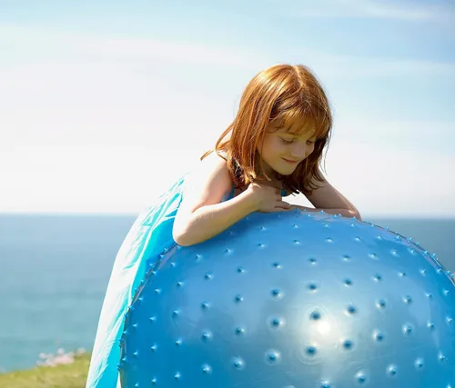 Miniatura 14 de Bola de Ejercicio Sensorial Grande para Niños, Paquete de 2 Bolas de Ejercicio 33.5" 85CM Hinchables para Niños Pequeños, Grandes Juguetes Inflables
