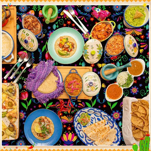 Miniatura 7 de Domensi 1 mantel mexicano de 54 x 108 pulgadas, mantel de fiesta de plástico Cielito Lindo desechable, funda de mesa con mandala y flor para taco