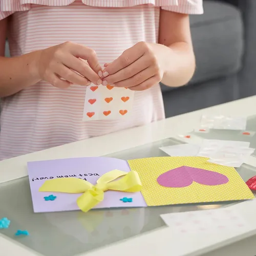 Miniatura 2 de Glue Dots® Adhesive Hearts ™, 1/2", paquete de 1, 36 corazones, San Valentín, tarjetas del día de la madre, álbumes de recortes, adornos