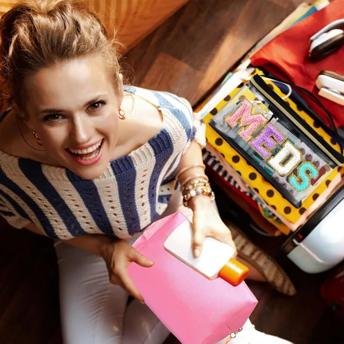 Miniatura 5 de Geetery Bolsa de Letras de Chenilla, Estuches de Viaje Meds Cheer Regalos para Porristas Bolsa de Cosméticos Maquillaje de Nylon Portátil Preppy
