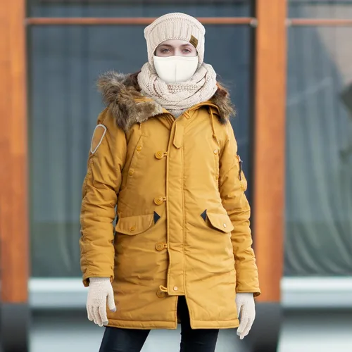 Miniatura 5 de URATOT Conjunto cálido de punto de invierno, bufanda infinita y gorro, guantes para pantalla táctil, regalos de invierno para hombres y mujeres
