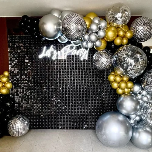 Miniatura 26 de 12 paneles cuadrados de lentejuelas brillantes para pared color azul claro (Baby Blue) telón de fondo decorativo para fiestas de bodas