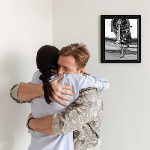 Miniatura 5 de Póster de pared vintage de la Segunda Guerra Mundial, póster de tributo militar "Wings of Angels" Obra de arte patriótica de aviación para garaje