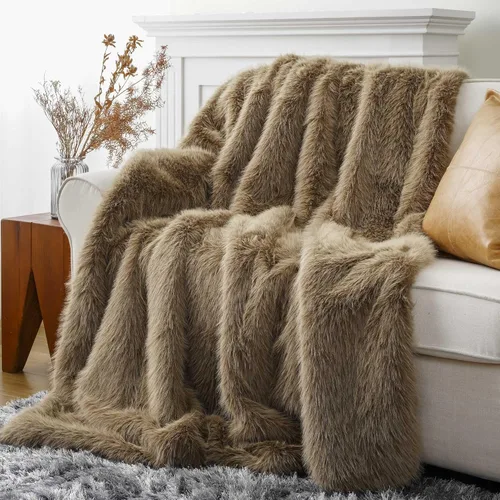 Miniatura 24 de BATTILO HOME Manta de Tiro de Piel Sintética Negra Mullida y Lujosa, Manta Negra para Sofá, Sillón, Silla, Cama, Mantas de Piel Mullida, Suave