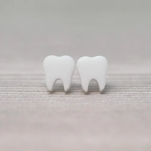 Miniatura 34 de Pendientes acrílicos cortados con láser sin metal en postes de plástico