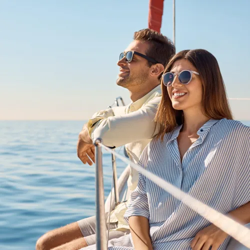 Miniatura 4 de Experiencia de Noche de Cita en Boston para Parejas - Aventuras Premium de Boston - Más de 20 Cenas Históricas y Cruceros por el Puerto - Sin