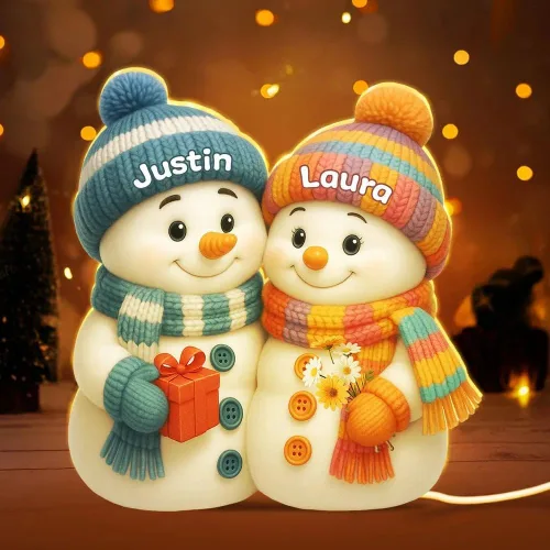 Miniatura 2 de Caja de luz navideña personalizada con el nombre de la pareja en forma de muñeco de nieve - Luz nocturna LED navideña personalizada, decoración