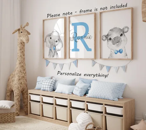 Miniatura 8 de Juego de 3 pósteres de animales de safari para niños, habitación del bebé, sin marco, con nombre personalizado, corbatín azul, verde, amarillo
