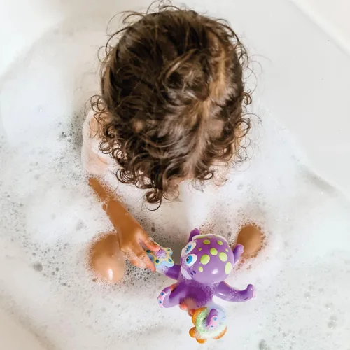 Miniatura 9 de Nuby Pulpo morado flotante con 3 anillos de hoopla interactivo juguete de baño
