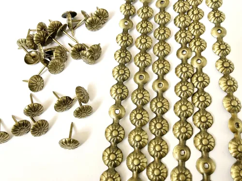 decotacks® Clavos para tapicería, 10 tiras largas de 1.1 yardas, pueden cubrir 11 yardas (latón envejecido margarita, 7/16 pulgadas (0.433 in)