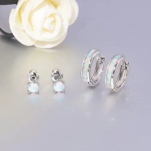 Miniatura 2 de CiNily Aretes Huggie de ópalo con bisagras, chapados en oro, hipoalergénicos, pequeños aretes de aro para mujeres, adolescentes, niñas, hombres