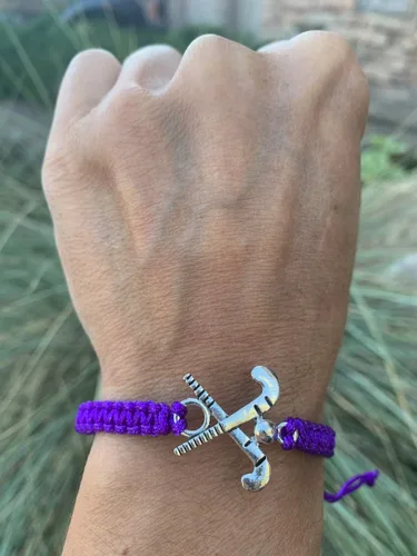 Miniatura 3 de Pulsera con dije de hockey sobre hierba Sportybella - Ajustable para niñas con dije de palo, joyería regalo para jugadoras, equipos y entrenadores