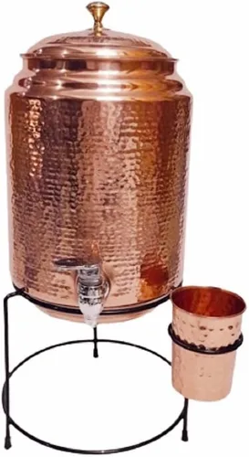 Dispensador de agua martillada de cobre de 8 litros con 1 vaso de 10.1 fl oz cada uno y con soporte para cocina, dispensador de agua, dispensador de