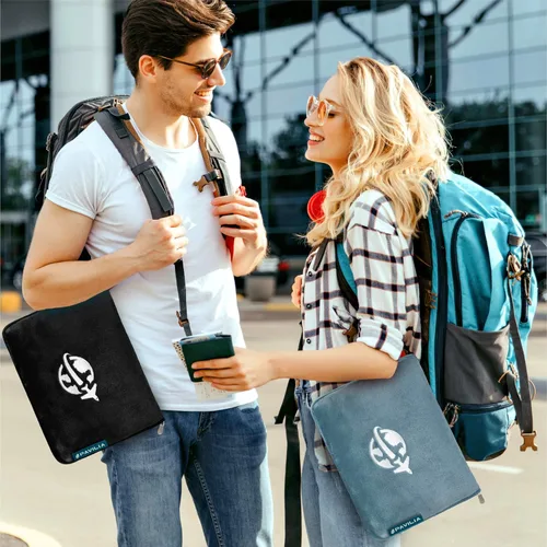 Miniatura 9 de PAVILIA Manta de viaje y almohada, manta de avión con apertura de brazos para adultos, manta compacta de avión con agujero para el brazo, bolsa 2