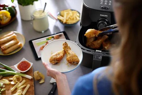 Miniatura 5 de Philips Kitchen Appliances Philips TurboStar Technology Airfryer, Interfaz analógica
