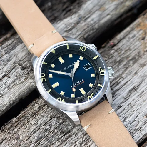 Miniatura 8 de Spinnaker Reloj Bradner automático de 3 manos para hombre de 1.654 in con correa de cuero genuino o acero inoxidable SP-5062