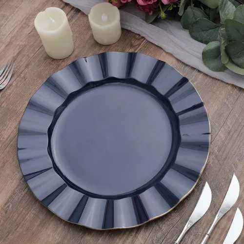 Miniatura 135 de Tableclothsfactory Paquete de 10 platos redondos de plástico negro de 6 pulgadas para ensalada de postre, platos desechables con borde ondulado