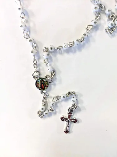 WBR Rosario en botella de vidrio con cuentas blancas rosario de plata católico crucifijo católico collar Virgen María, 12 unidades