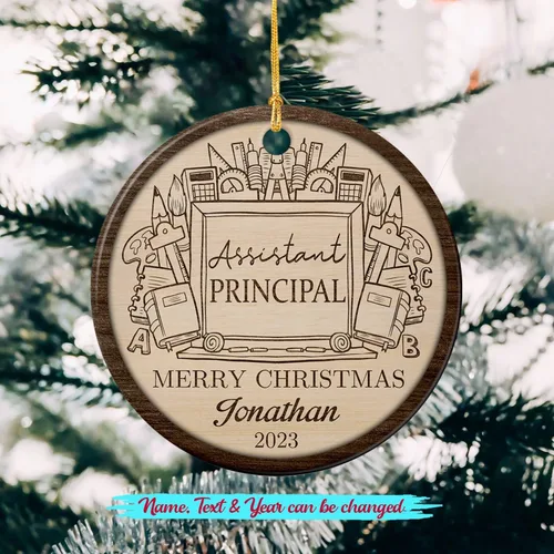Miniatura 2 de Adorno de cerámica personalizado de asistente principal, adornos de Navidad del mejor asistente del mundo, texto personalizado, año y nombre de Papá