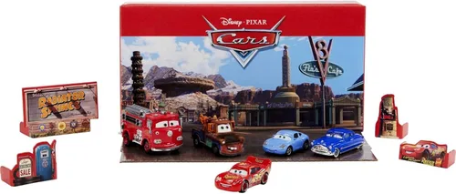 Mattel Disney y Pixar Cars Vehículo de 5 paquetes con 4 autos de juguete de personajes y 1 camión de bomberos rojo inspirado en Radiator Springs,