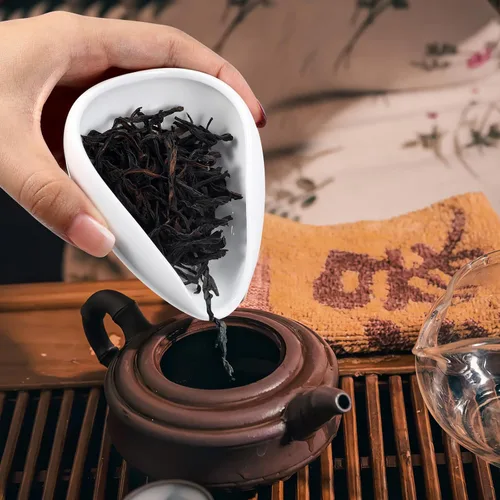 Miniatura 5 de Luxshiny Plato de té de cerámica con aguja de 3.93 x 2.95 x 1.18 pulgadas, soporte suelto para hojas de té y plato de exhibición de frijoles