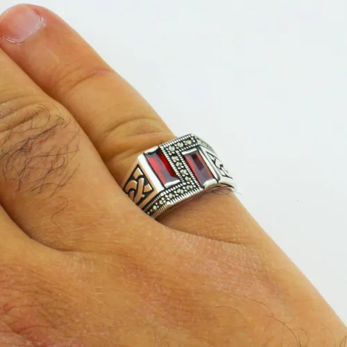Miniatura 5 de Anillo de plata de ley 925 maciza, hecho a mano con corte baguette, piedra rubí roja simulada y piedra de marcasita para hombre, Metal Metal Piedra