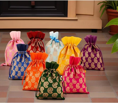 Miniatura 4 de Touchstone Preciosas bolsas de envoltura de regalos reutilizables, respetuosas con el medio ambiente, grandes con cordón de brocado Paisley